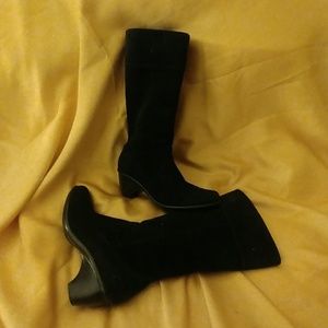 Dansko black suede boots size 39